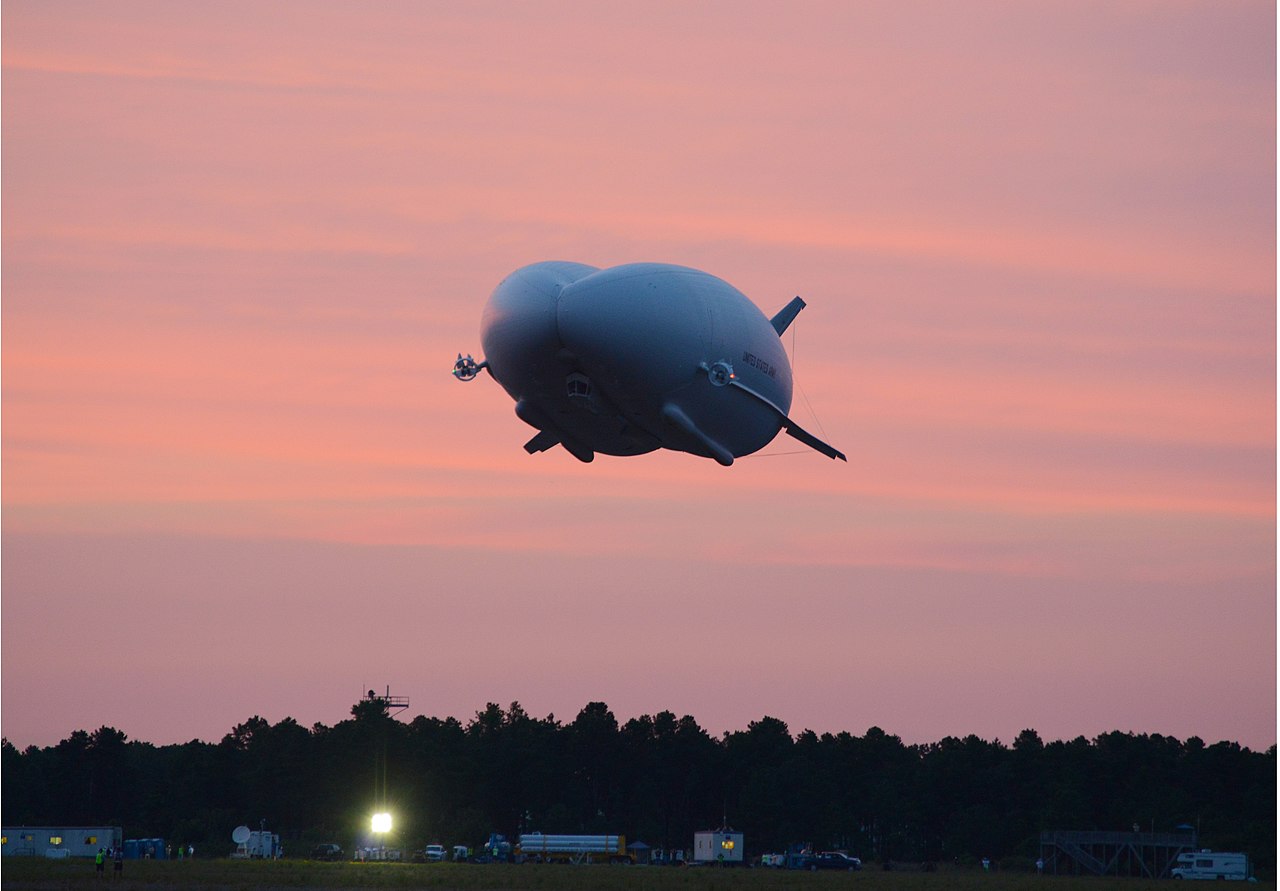 Airlander in air